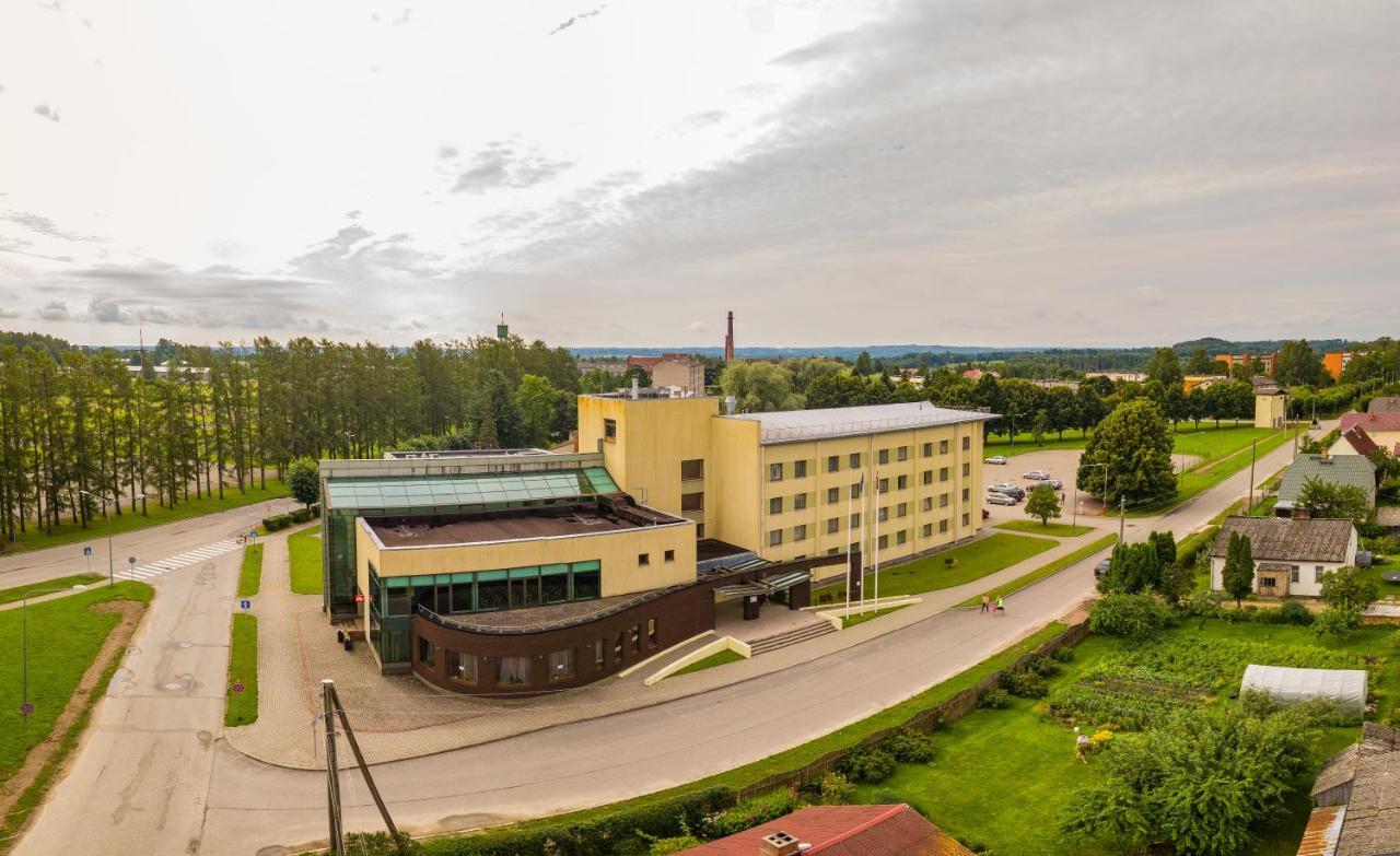 Hotel Tigra Priekuļi Exteriér fotografie