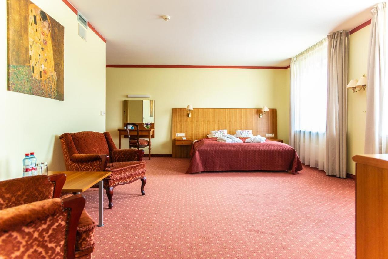 Hotel Tigra Priekuļi Exteriér fotografie