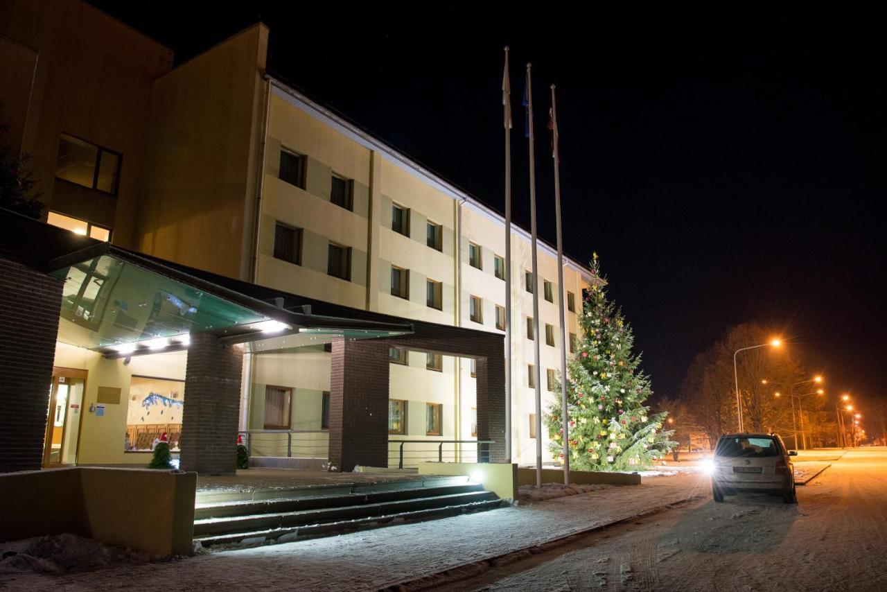 Hotel Tigra Priekuļi Exteriér fotografie
