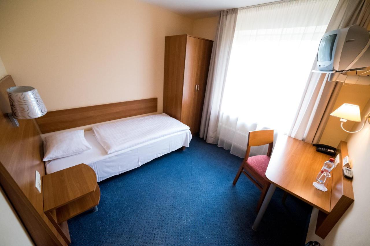 Hotel Tigra Priekuļi Exteriér fotografie