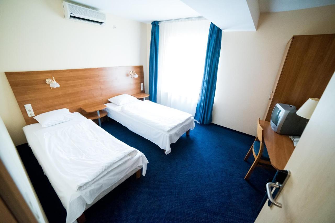 Hotel Tigra Priekuļi Exteriér fotografie